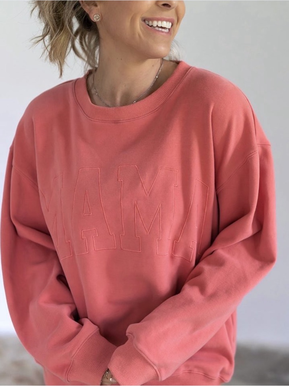 Oversized “mama” sweatshirt- Rogue Red